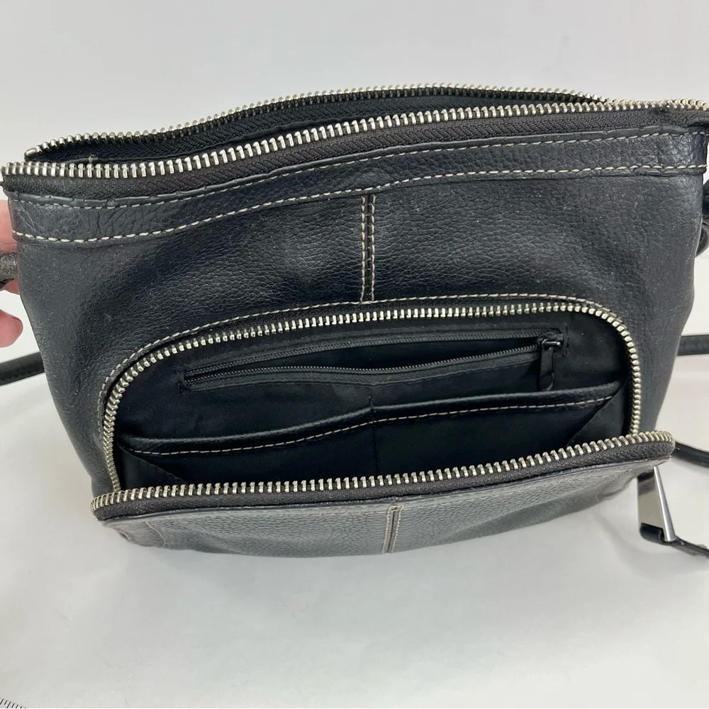 Black Leather Crossbody Bag Organizer Zip Top Purse Organizer Pocket Silver